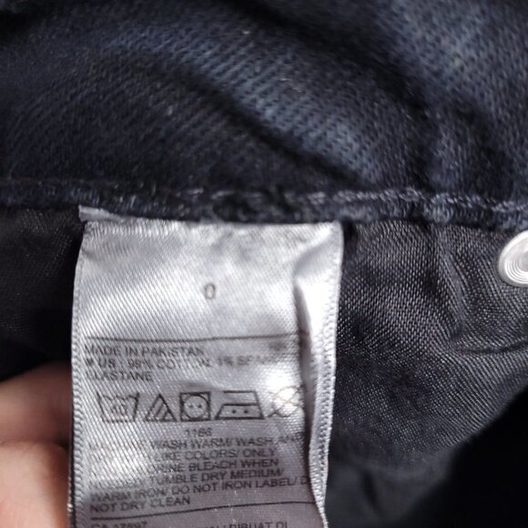 NWT Old Navy Womens Distressed High Rise Jeans Sz 0 Button Fly Cut Off Hem - Picture 9 of 10